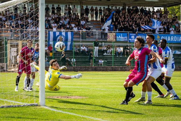 Comment débuter le Kayak Freestyle ?